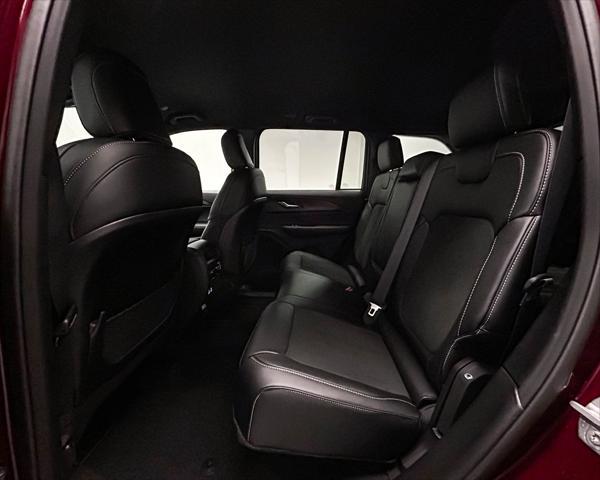 new 2025 Jeep Grand Cherokee car, priced at $39,730