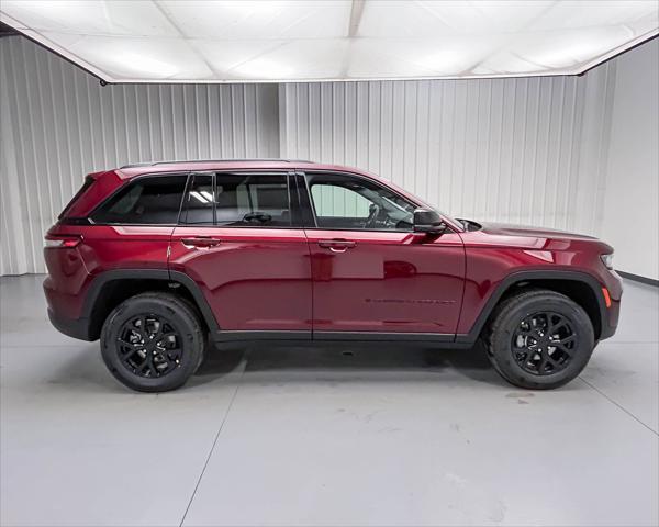 new 2025 Jeep Grand Cherokee car, priced at $40,499