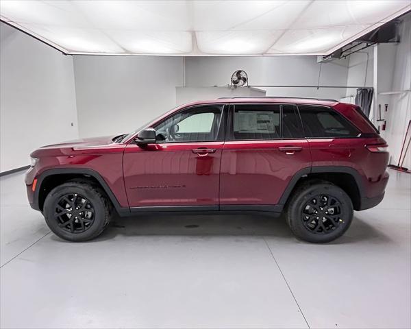 new 2025 Jeep Grand Cherokee car, priced at $40,499