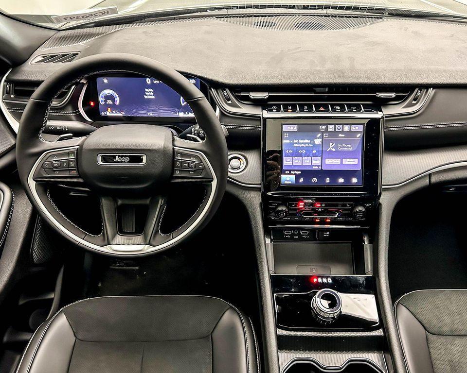 new 2025 Jeep Grand Cherokee L car, priced at $39,406
