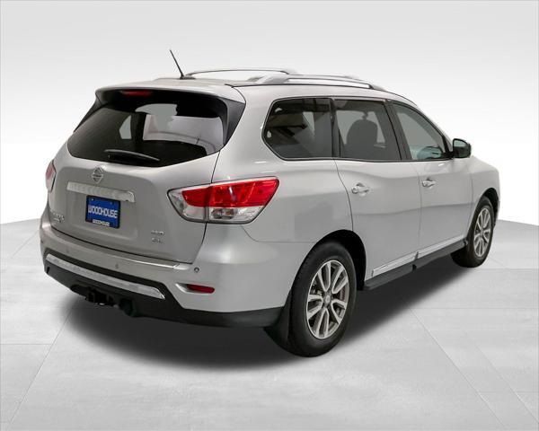 used 2015 Nissan Pathfinder car, priced at $11,900