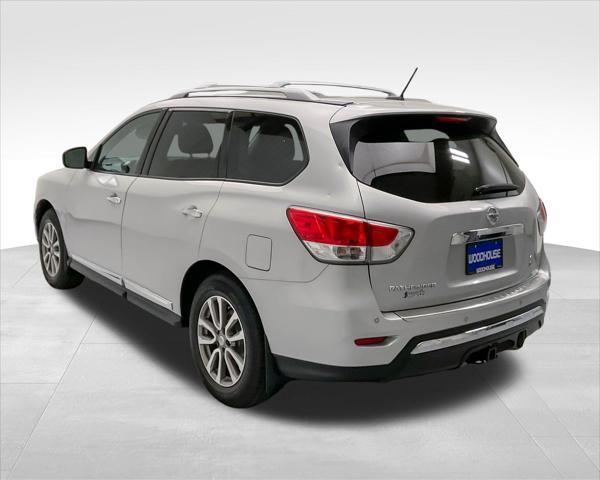 used 2015 Nissan Pathfinder car, priced at $11,900