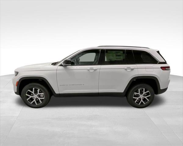 new 2025 Jeep Grand Cherokee car, priced at $40,457