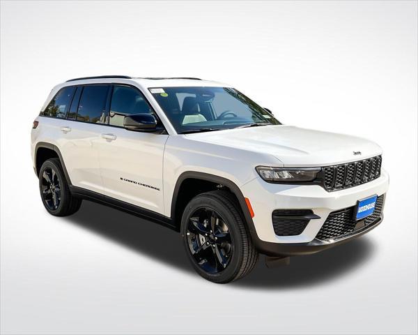 new 2025 Jeep Grand Cherokee car, priced at $40,752