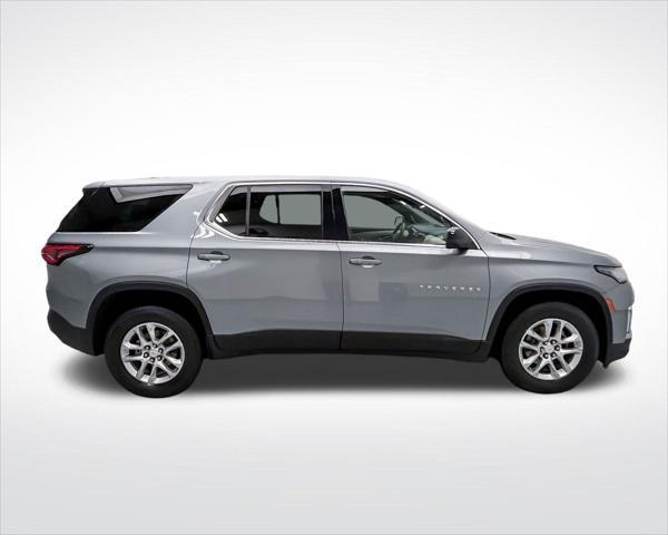 used 2023 Chevrolet Traverse car, priced at $29,342