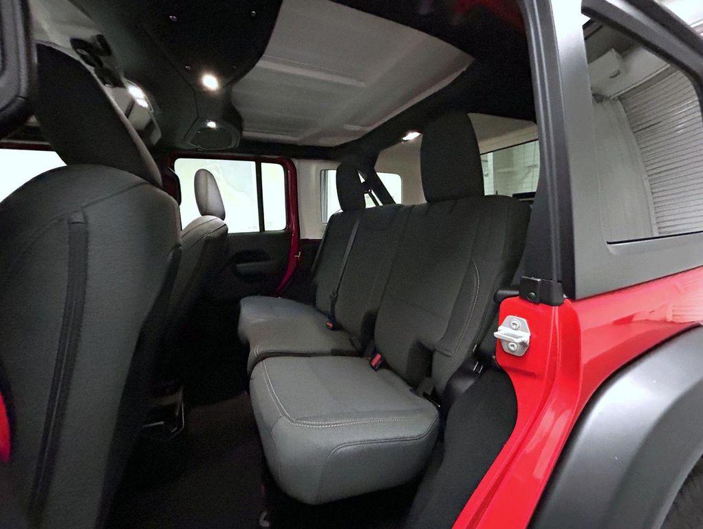 new 2025 Jeep Wrangler car, priced at $45,826