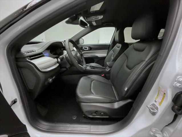 new 2025 Jeep Compass car, priced at $30,924