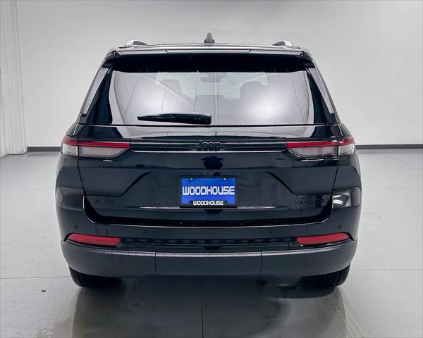new 2025 Jeep Grand Cherokee car, priced at $42,205