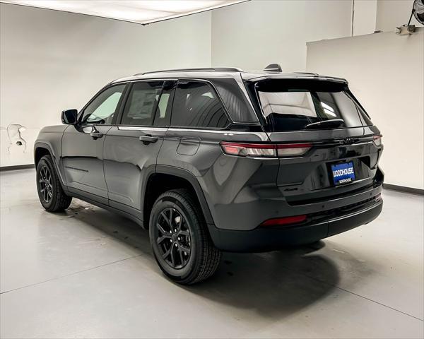 new 2025 Jeep Grand Cherokee car, priced at $40,809