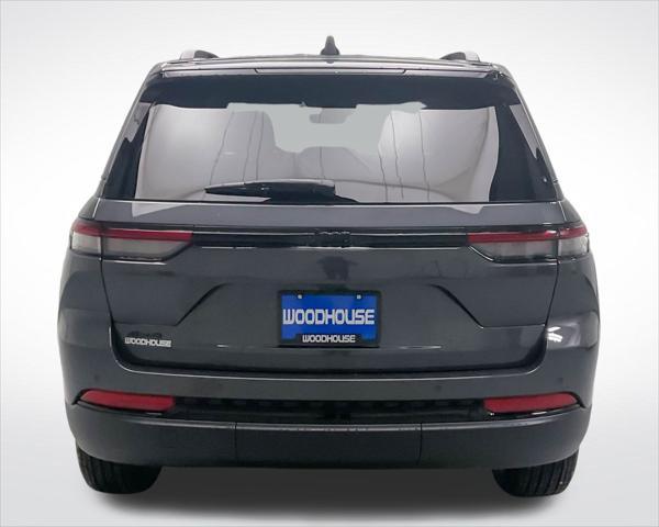 new 2025 Jeep Grand Cherokee car, priced at $42,499