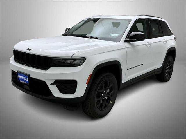 new 2025 Jeep Grand Cherokee car, priced at $40,414