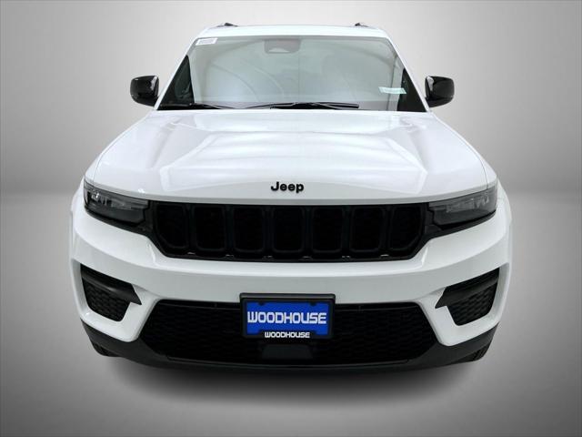 new 2025 Jeep Grand Cherokee car, priced at $40,414