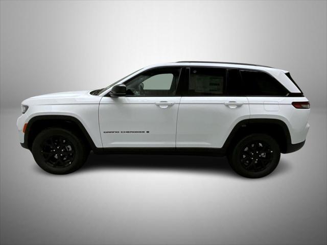 new 2025 Jeep Grand Cherokee car, priced at $40,414