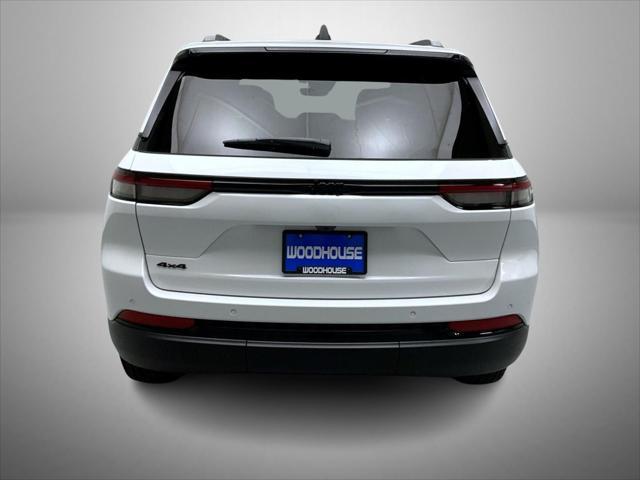 new 2025 Jeep Grand Cherokee car, priced at $40,414