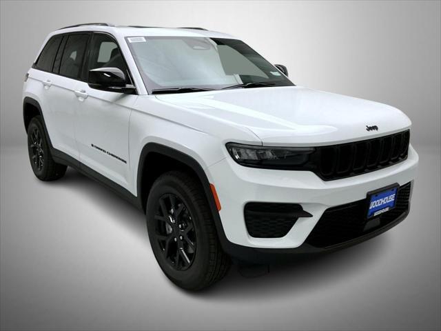 new 2025 Jeep Grand Cherokee car, priced at $40,414
