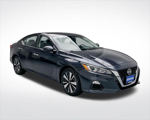 used 2022 Nissan Altima car, priced at $20,175