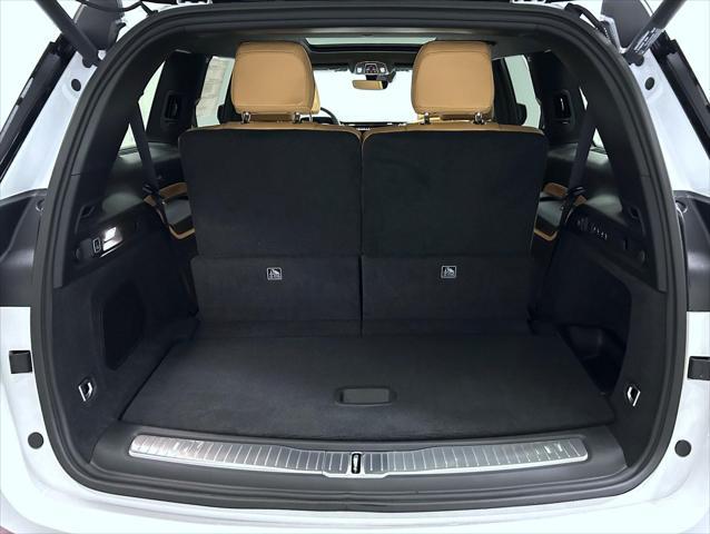new 2025 Jeep Grand Cherokee L car, priced at $58,615