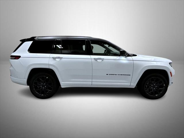 new 2025 Jeep Grand Cherokee L car, priced at $58,615
