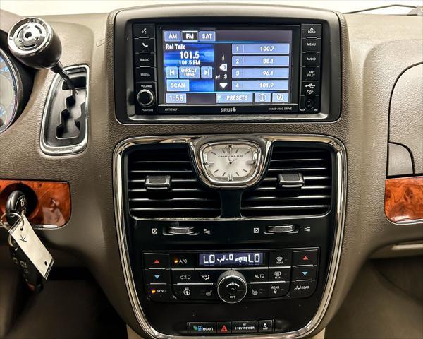used 2015 Chrysler Town & Country car, priced at $8,900