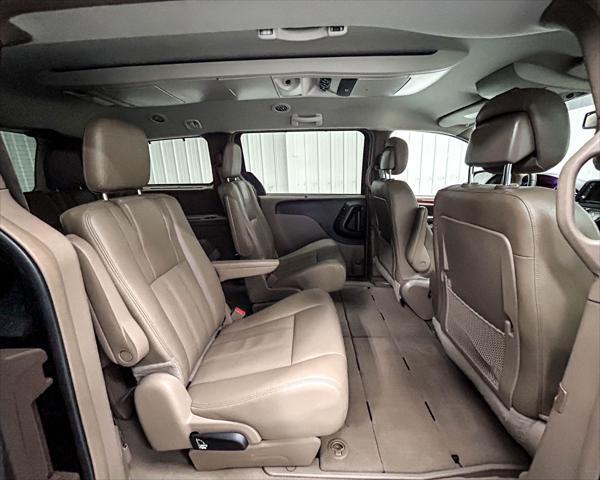 used 2015 Chrysler Town & Country car, priced at $8,900