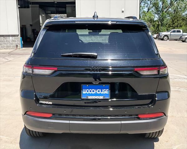 new 2025 Jeep Grand Cherokee car, priced at $39,954