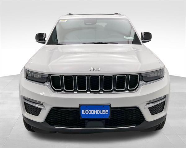 new 2025 Jeep Grand Cherokee car, priced at $43,644