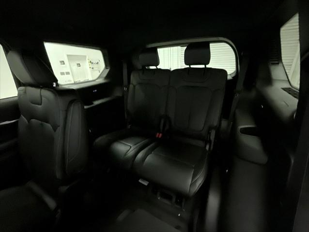 new 2025 Jeep Grand Cherokee L car, priced at $43,376