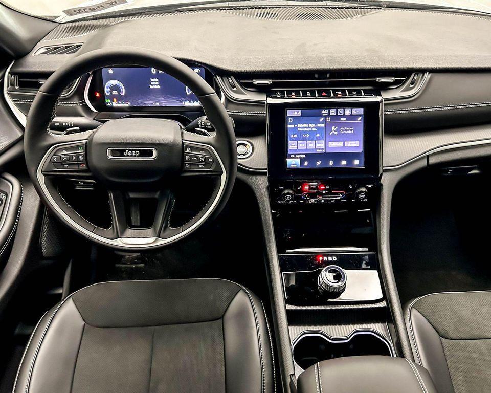new 2025 Jeep Grand Cherokee L car, priced at $40,369