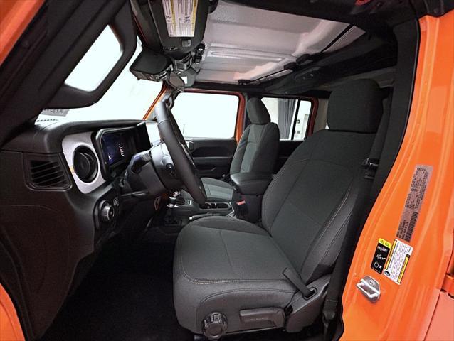 new 2025 Jeep Wrangler car, priced at $43,718