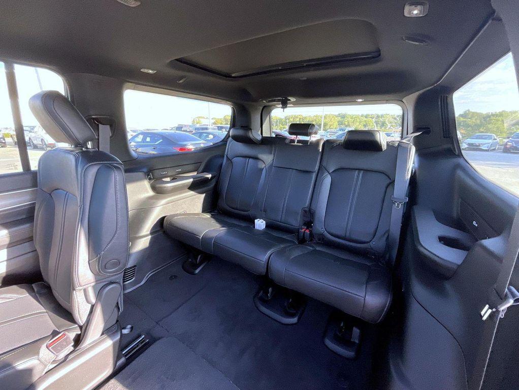 new 2025 Jeep Wagoneer car, priced at $72,906