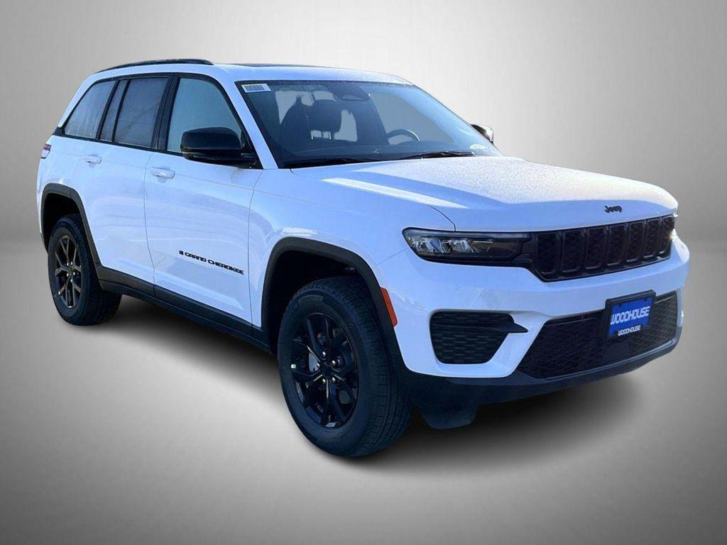 new 2025 Jeep Grand Cherokee car, priced at $40,219