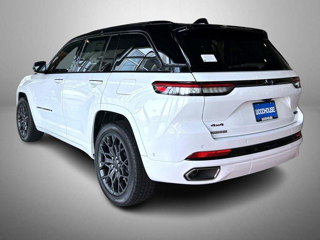 new 2025 Jeep Grand Cherokee car, priced at $58,129