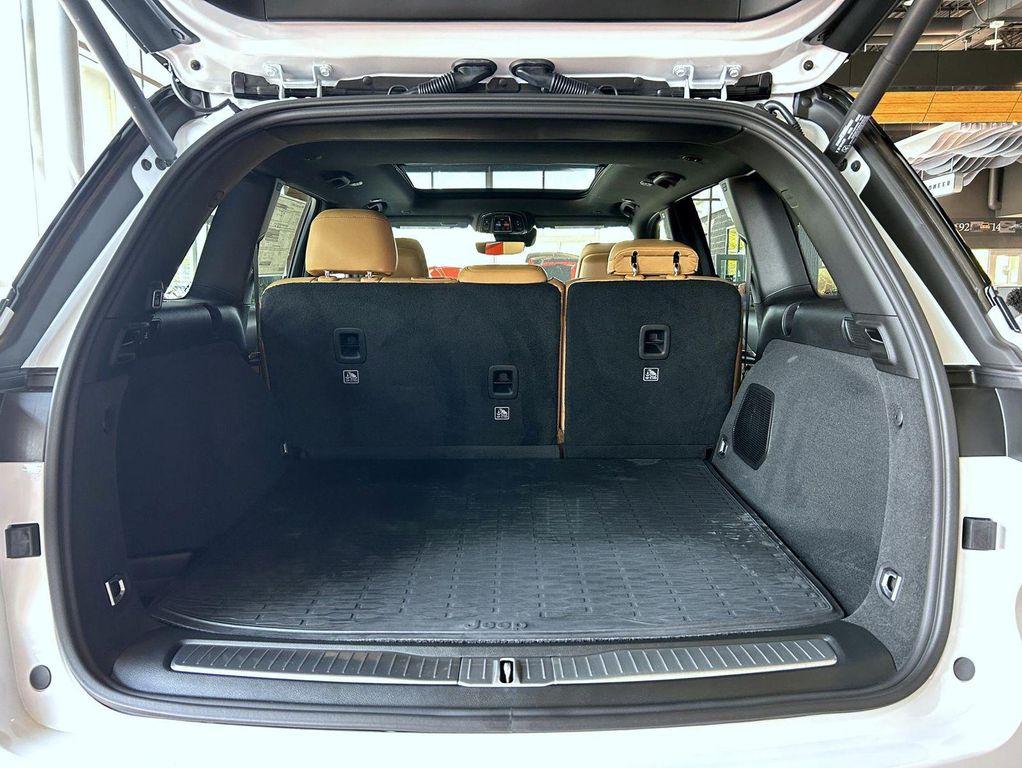 new 2025 Jeep Grand Cherokee car, priced at $58,129