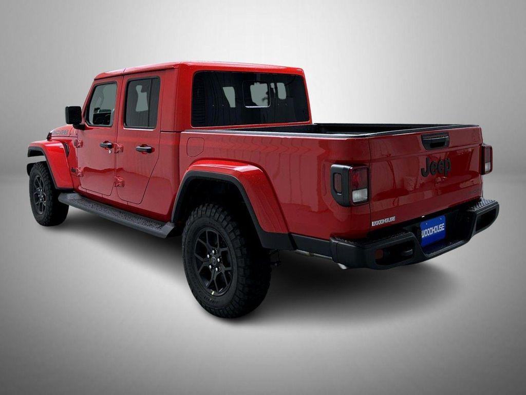 new 2025 Jeep Gladiator car, priced at $44,427