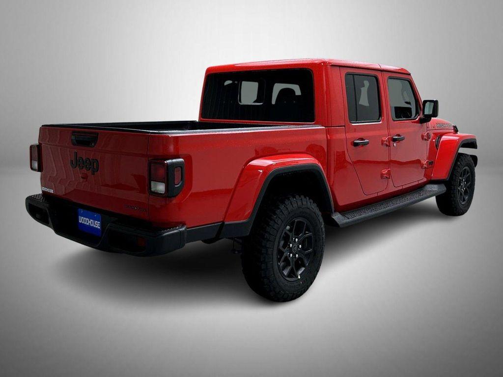 new 2025 Jeep Gladiator car, priced at $44,427
