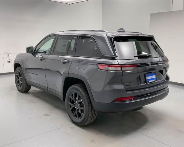 new 2025 Jeep Grand Cherokee car, priced at $40,499