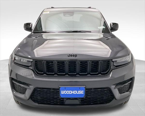 new 2025 Jeep Grand Cherokee car, priced at $39,730