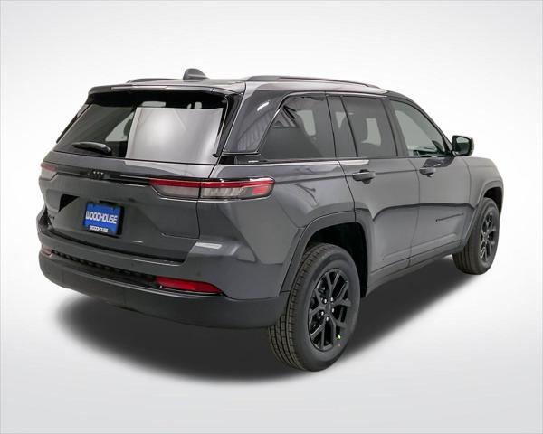 new 2025 Jeep Grand Cherokee car, priced at $40,499