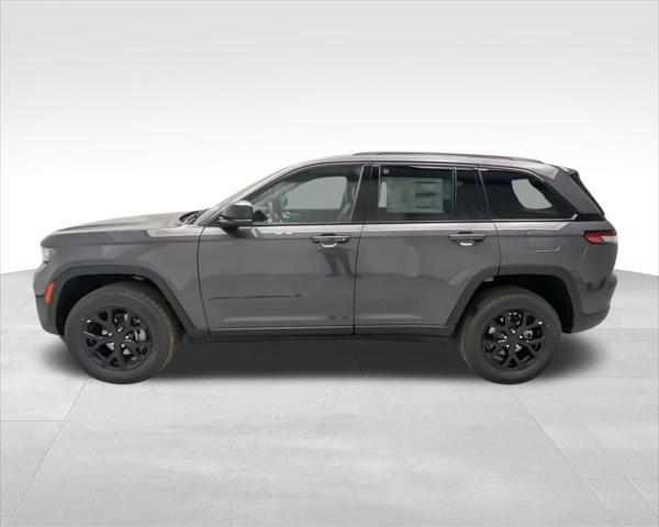 new 2025 Jeep Grand Cherokee car, priced at $39,730