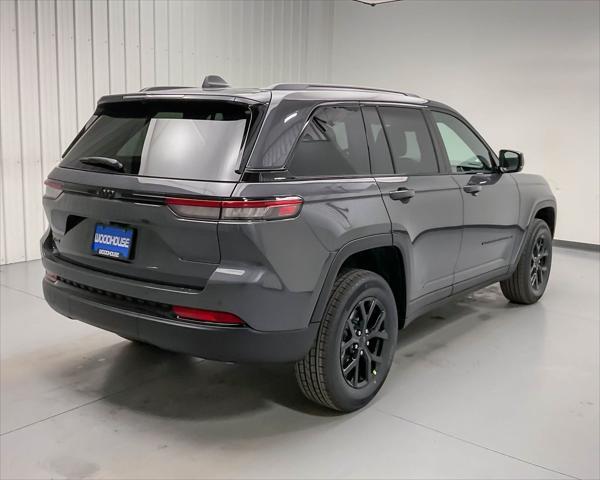 new 2025 Jeep Grand Cherokee car, priced at $40,499