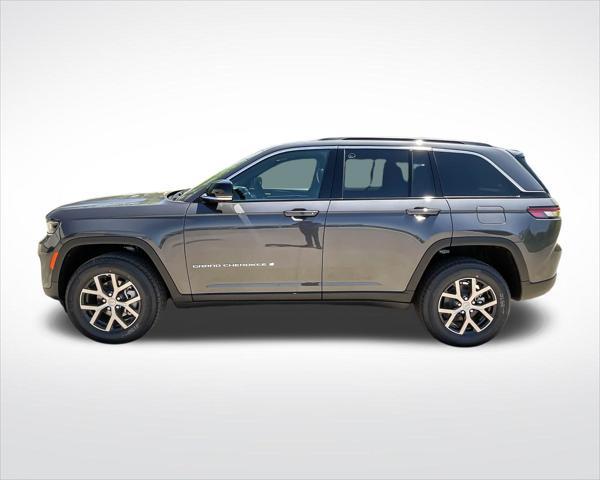 new 2025 Jeep Grand Cherokee car, priced at $43,995