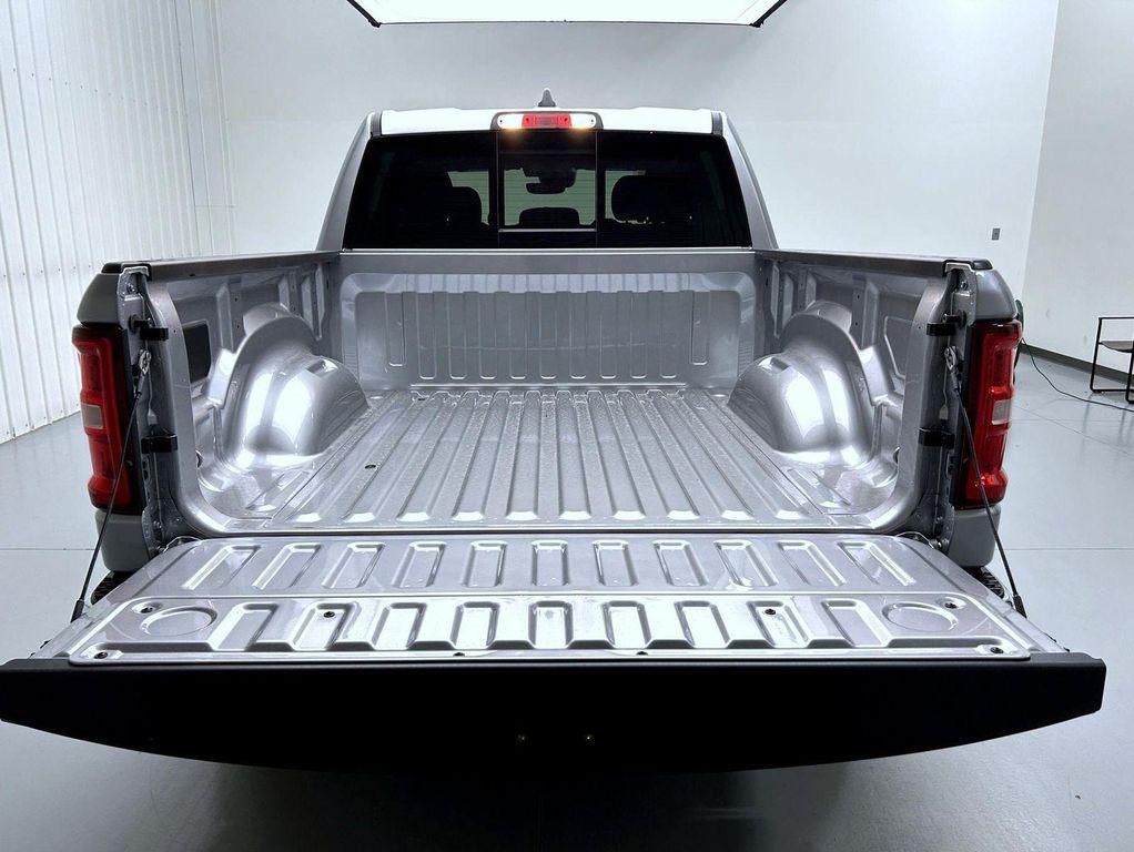 new 2025 Ram 1500 car, priced at $47,397