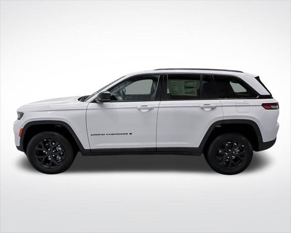 new 2024 Jeep Grand Cherokee car, priced at $35,836