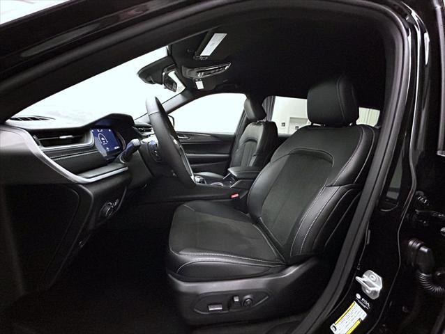 new 2025 Jeep Grand Cherokee L car, priced at $42,376