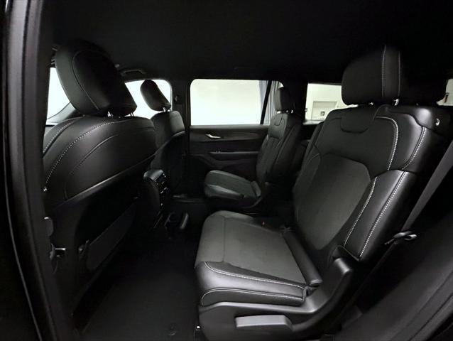 new 2025 Jeep Grand Cherokee L car, priced at $42,376