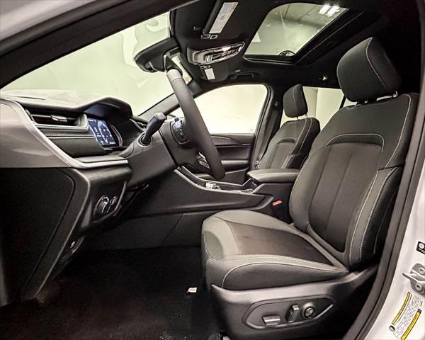 new 2025 Jeep Grand Cherokee car, priced at $36,726