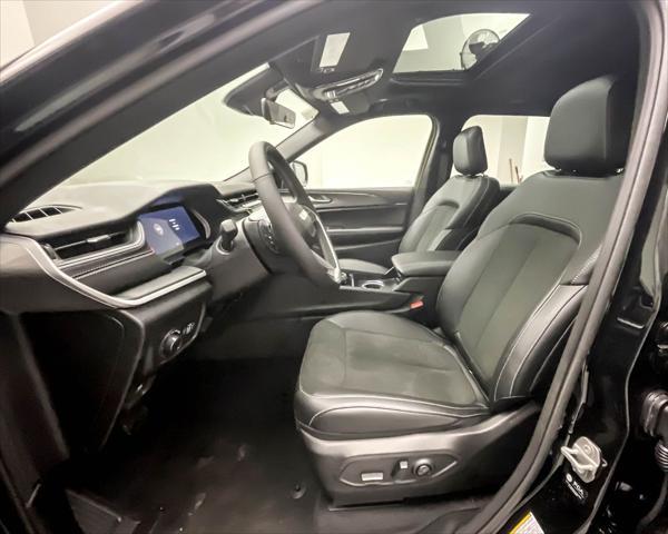 new 2025 Jeep Grand Cherokee L car, priced at $42,340