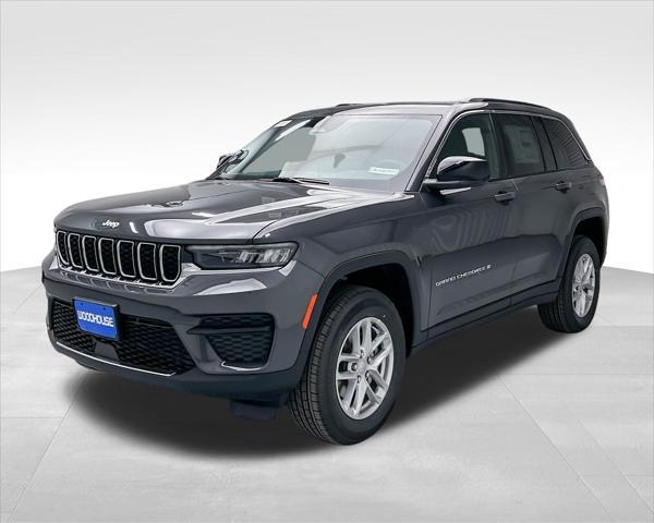 new 2025 Jeep Grand Cherokee car, priced at $40,550