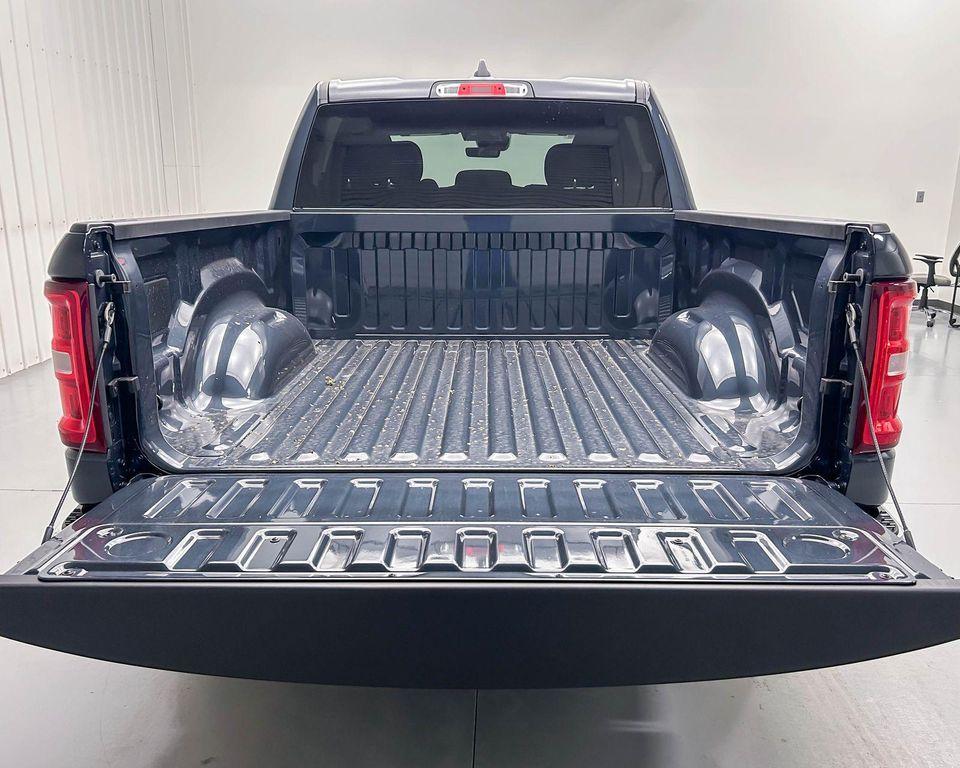 new 2025 Ram 1500 car, priced at $42,123