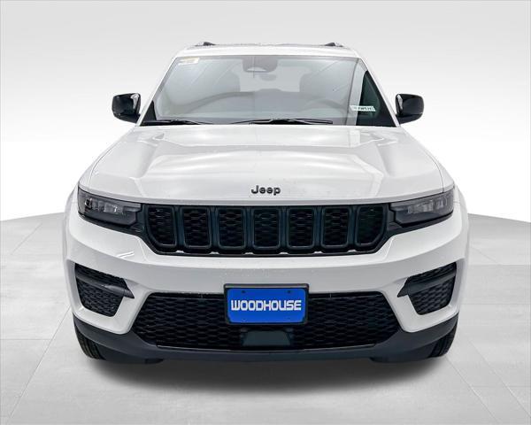 new 2025 Jeep Grand Cherokee car, priced at $39,194